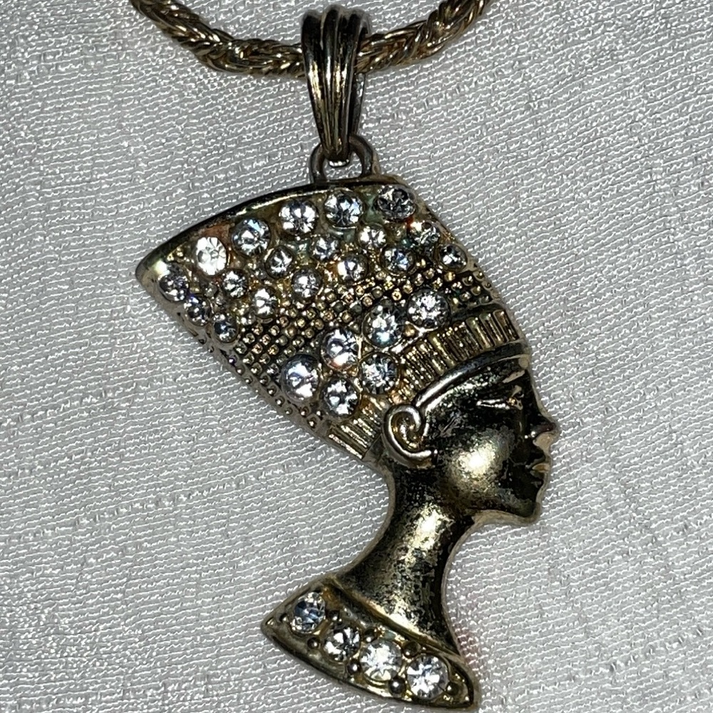 Vintage gold tone enamel AB round crystal Egyptian Queen pendant necklace